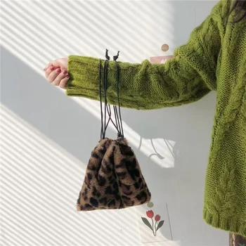 Женская мягкая плюшевая сумка с леопардовым принтом в стиле ретро, милая сумка для мобильного телефона, портативные сумки через плечо для покупок, путешествий, маленькие кошельки, сумочка